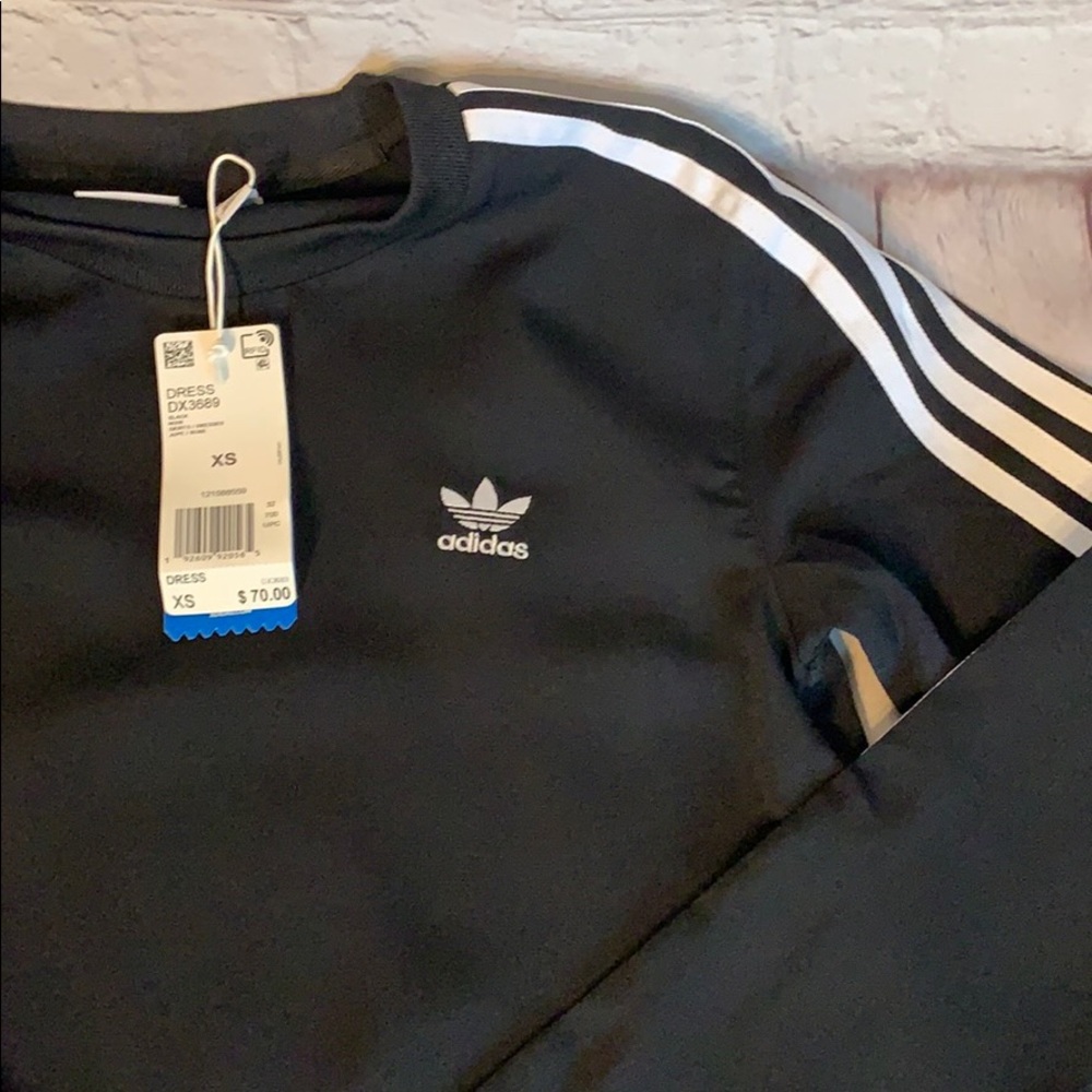 💕NWT Classic Adidas t-shirt dress💕 - Picture 3 of 3